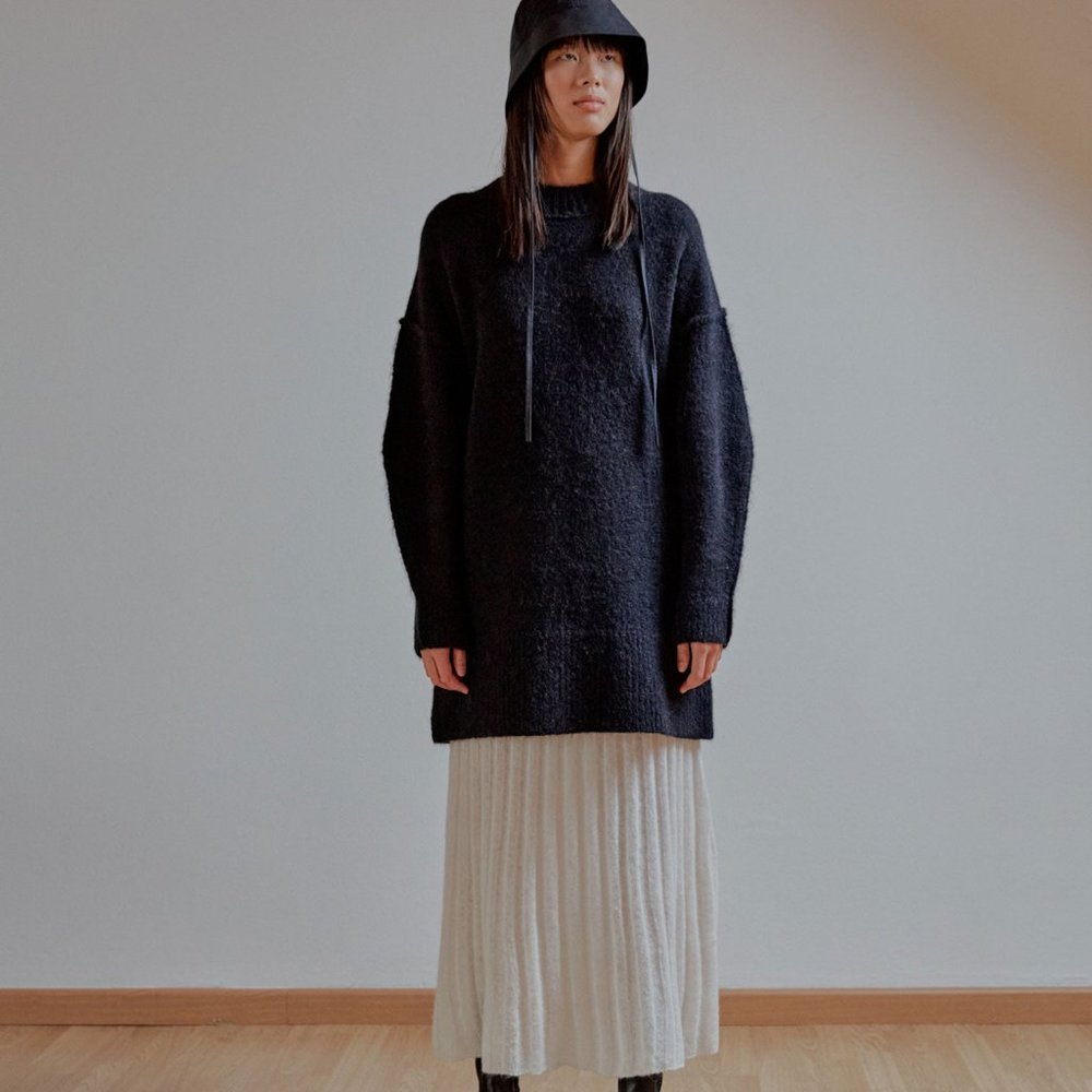 RUS Oversized Imoto Sweater - Black
